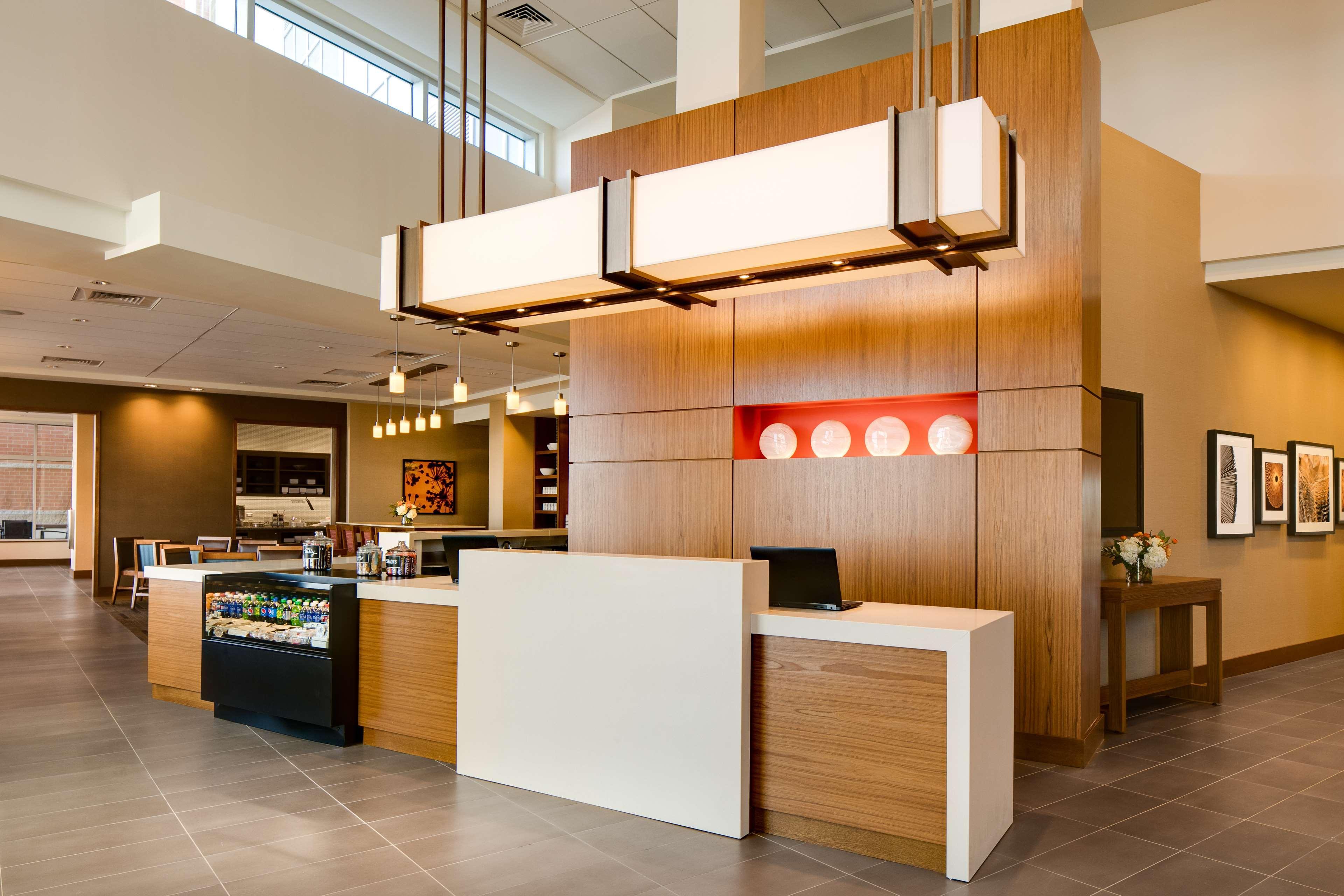 Hyatt Place Kansas City Lenexa City Center Экстерьер фото