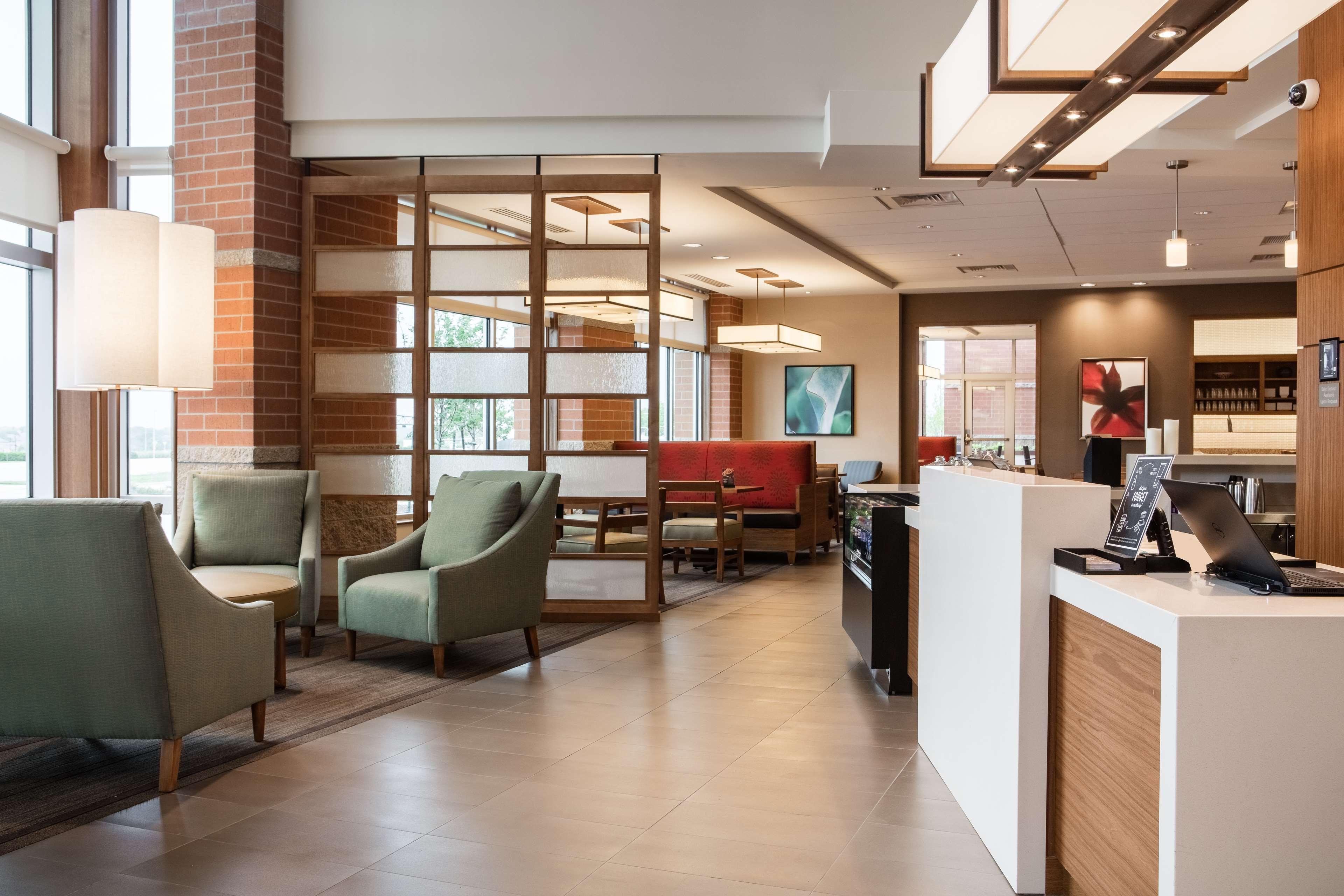 Hyatt Place Kansas City Lenexa City Center Экстерьер фото