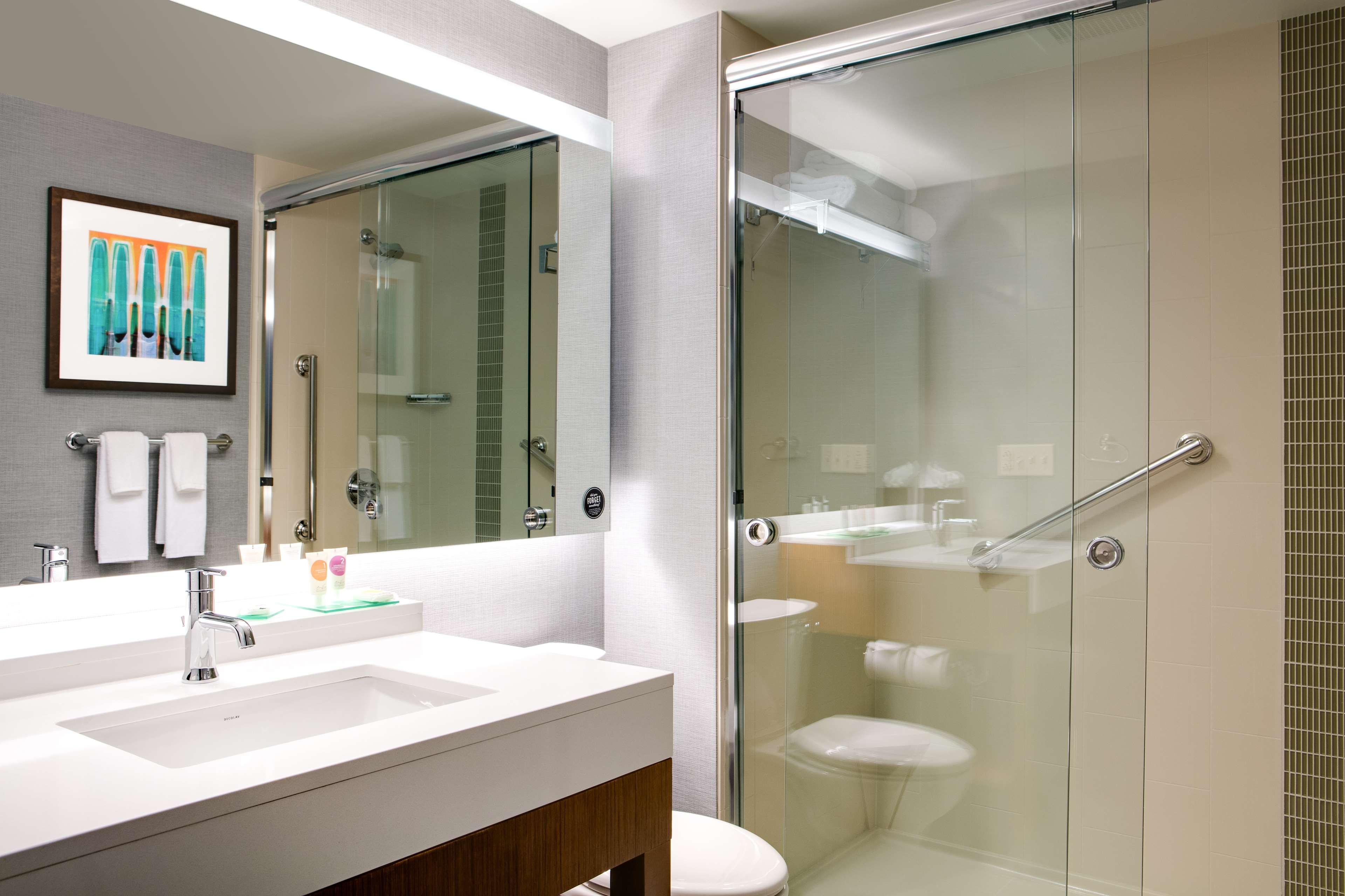 Hyatt Place Kansas City Lenexa City Center Экстерьер фото